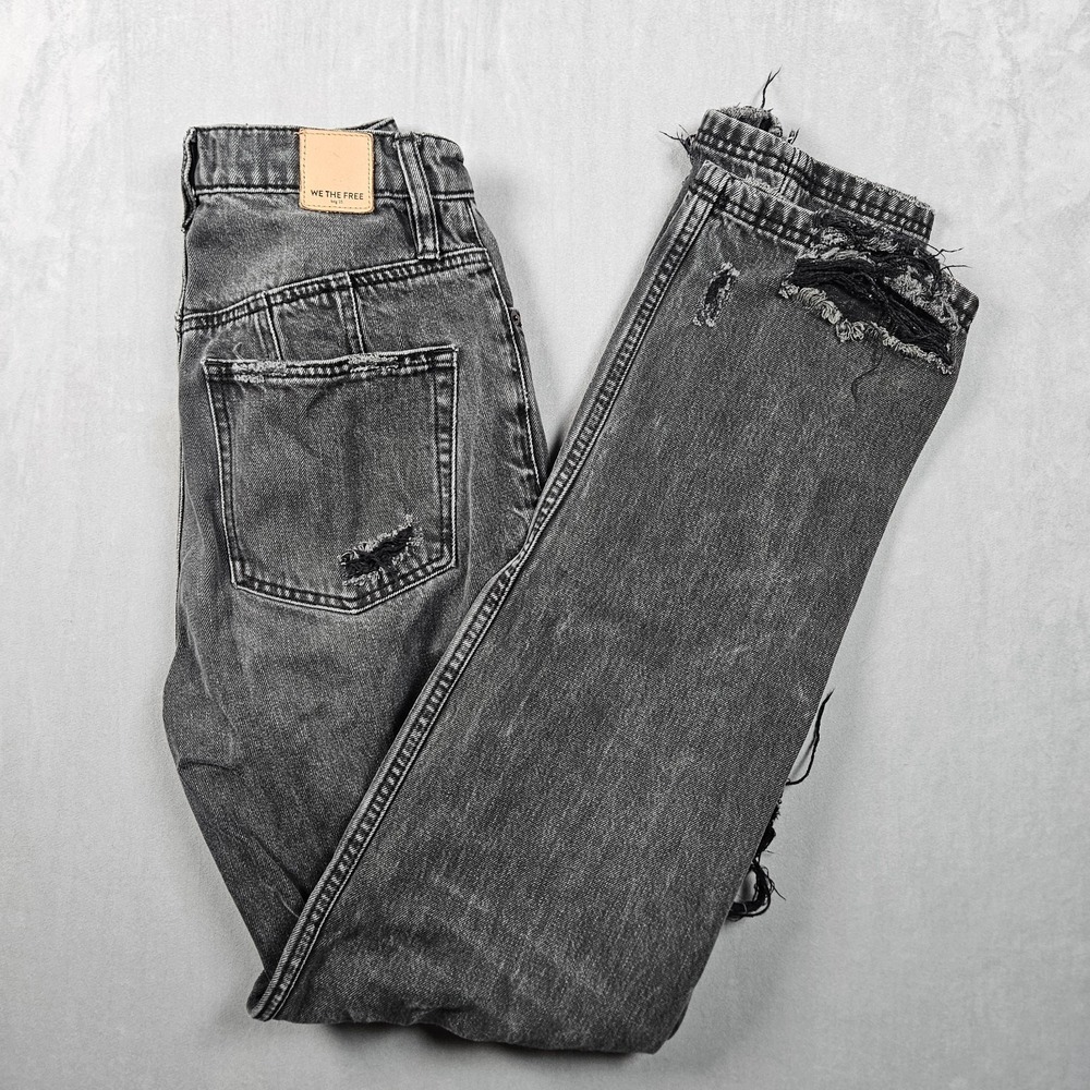 We The Free Jeans Womens 27 Black Curvy Distressed High Rise Straight Grunge
